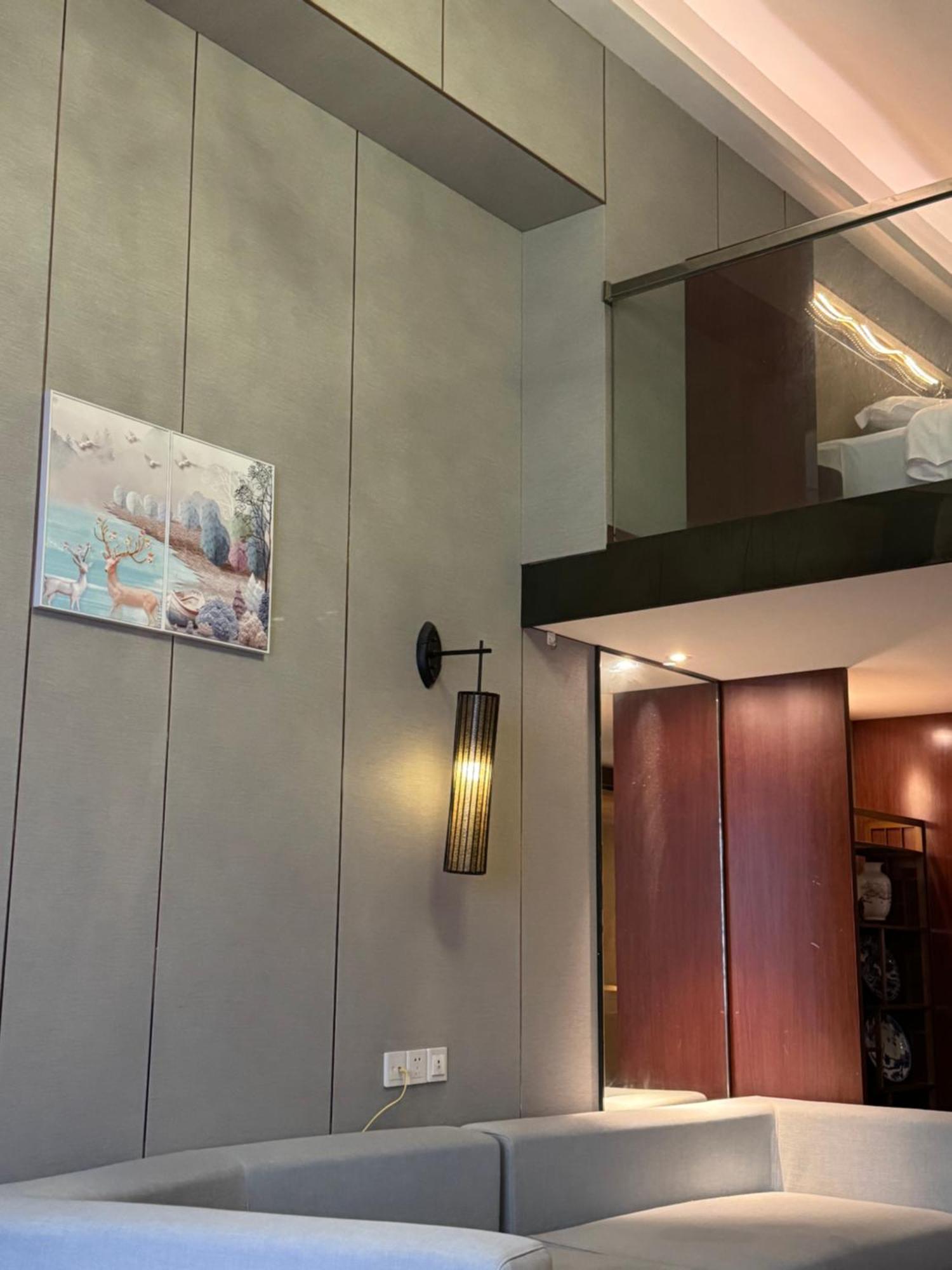 April Fair Duplex Apartment Guangzhou South Railway Station Ao Yuan Yue Shi Dai Branch Eksteriør billede