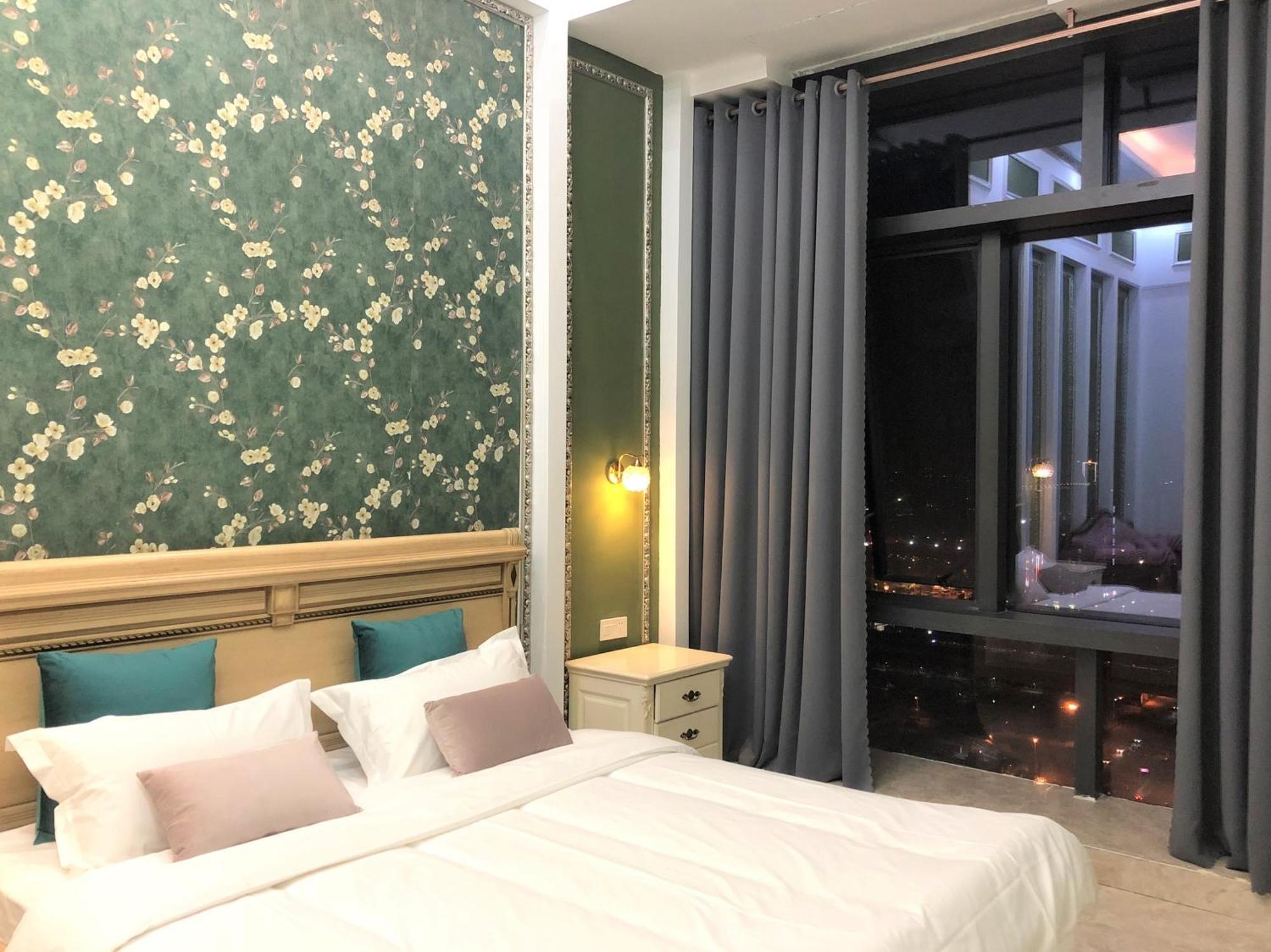 April Fair Duplex Apartment Guangzhou South Railway Station Ao Yuan Yue Shi Dai Branch Eksteriør billede