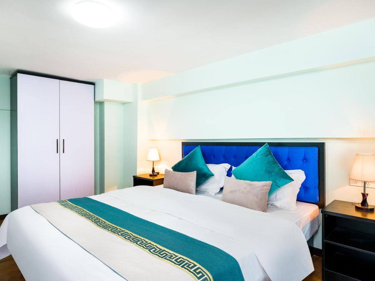 April Fair Duplex Apartment Guangzhou South Railway Station Ao Yuan Yue Shi Dai Branch Eksteriør billede