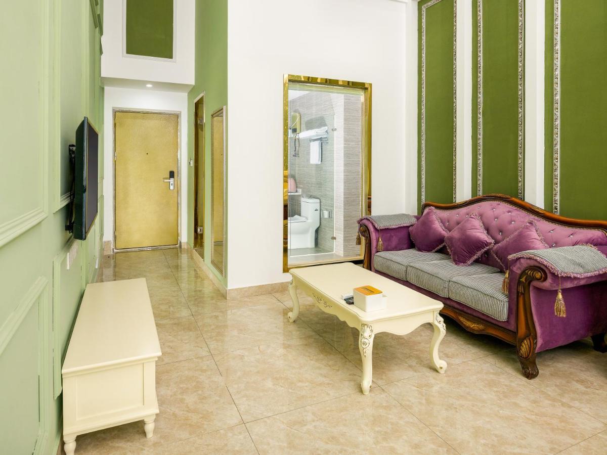 April Fair Duplex Apartment Guangzhou South Railway Station Ao Yuan Yue Shi Dai Branch Eksteriør billede